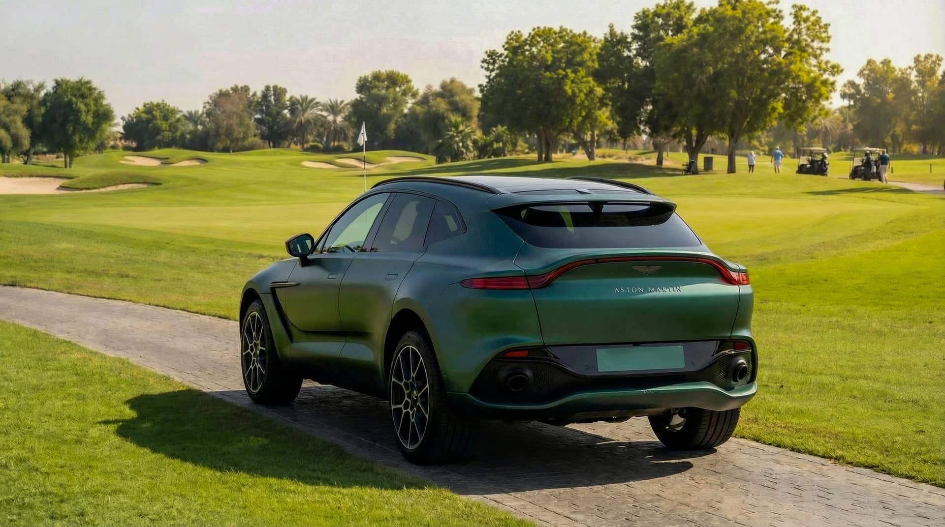 Aston Martin DBX - View 3