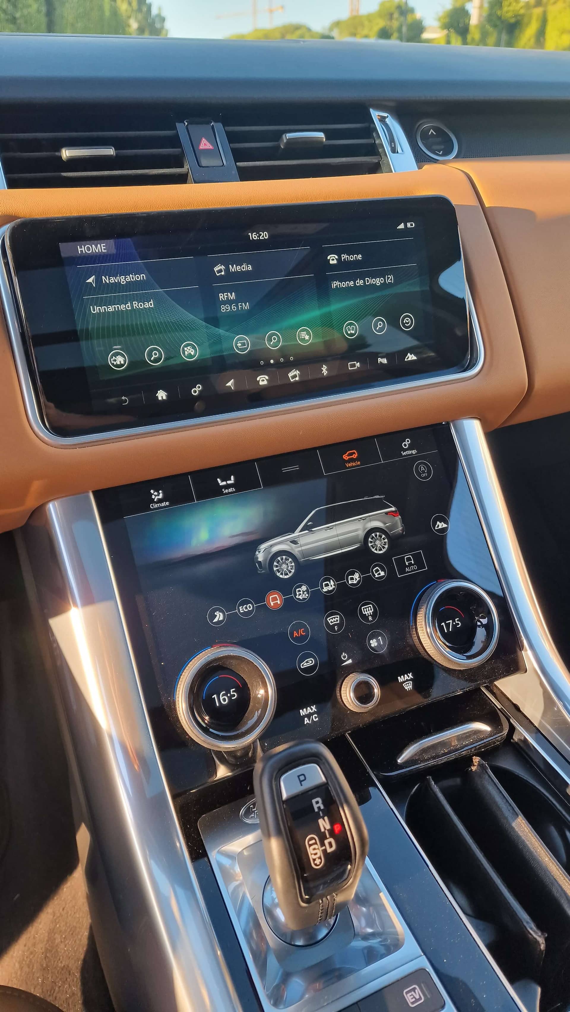 Range Rover Sport - View 4