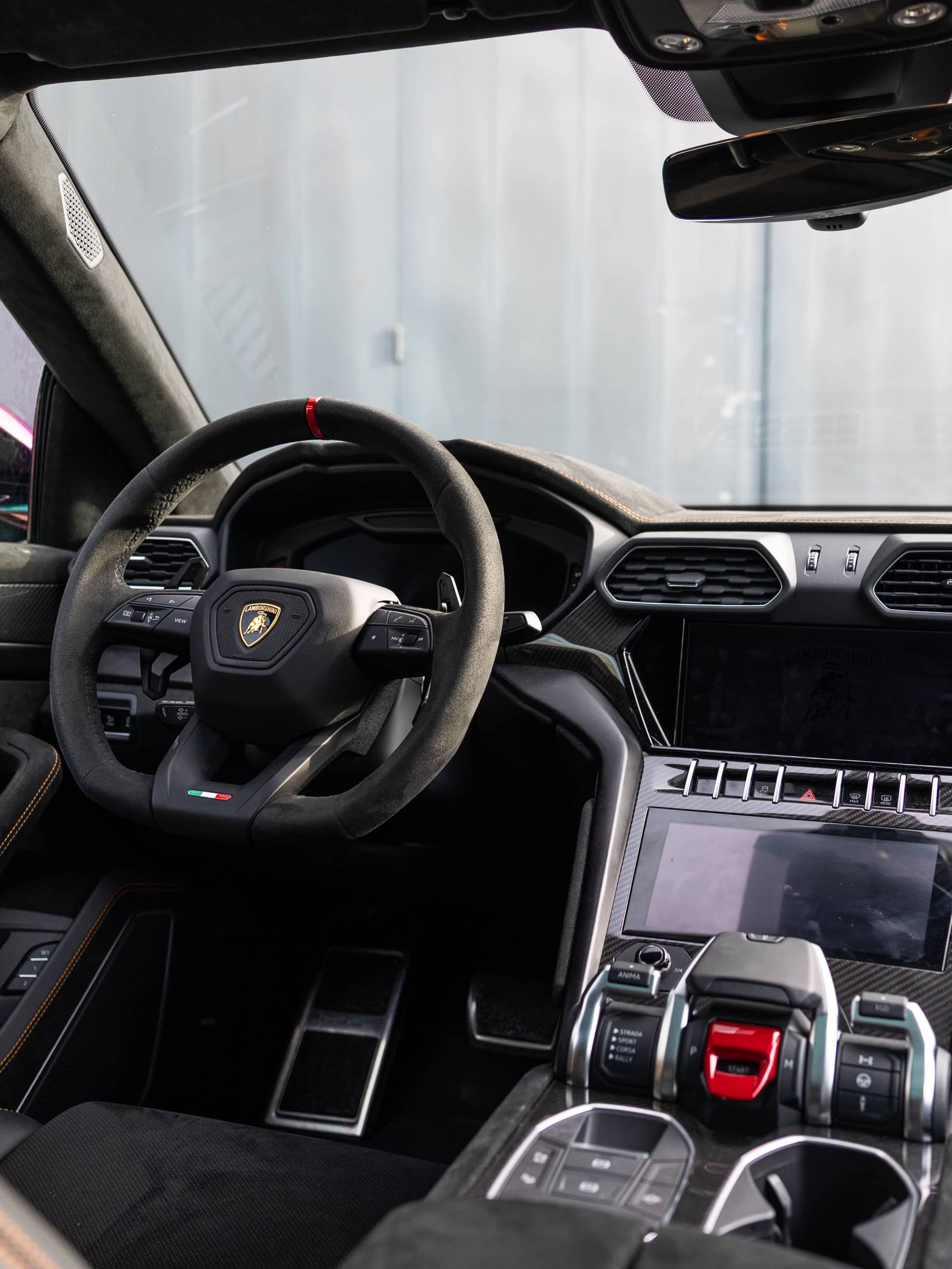 Lamborghini Urus Performante - View 2