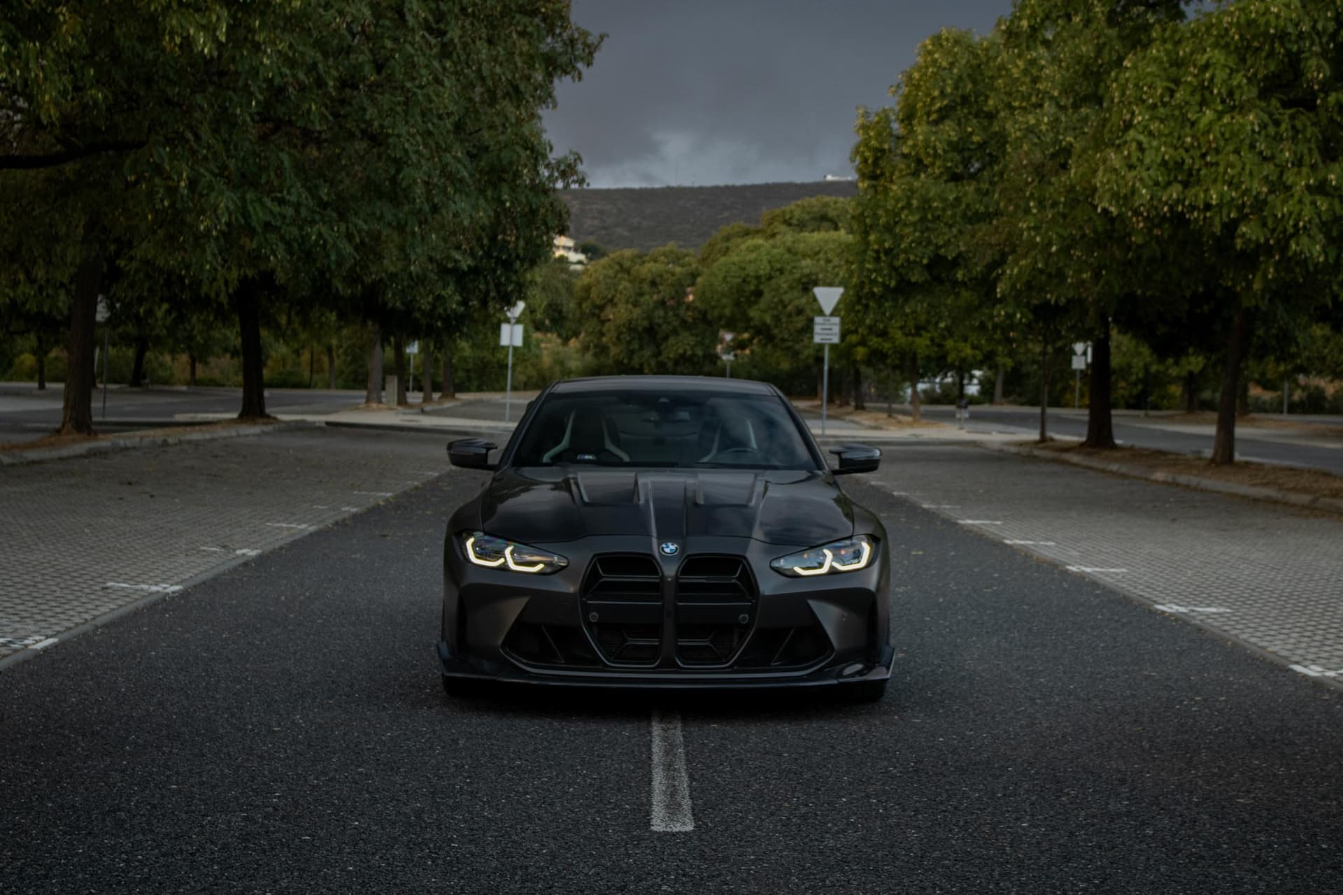 BMW M4 Competition front view - luxury car rental Algarve Lisbon Portugal