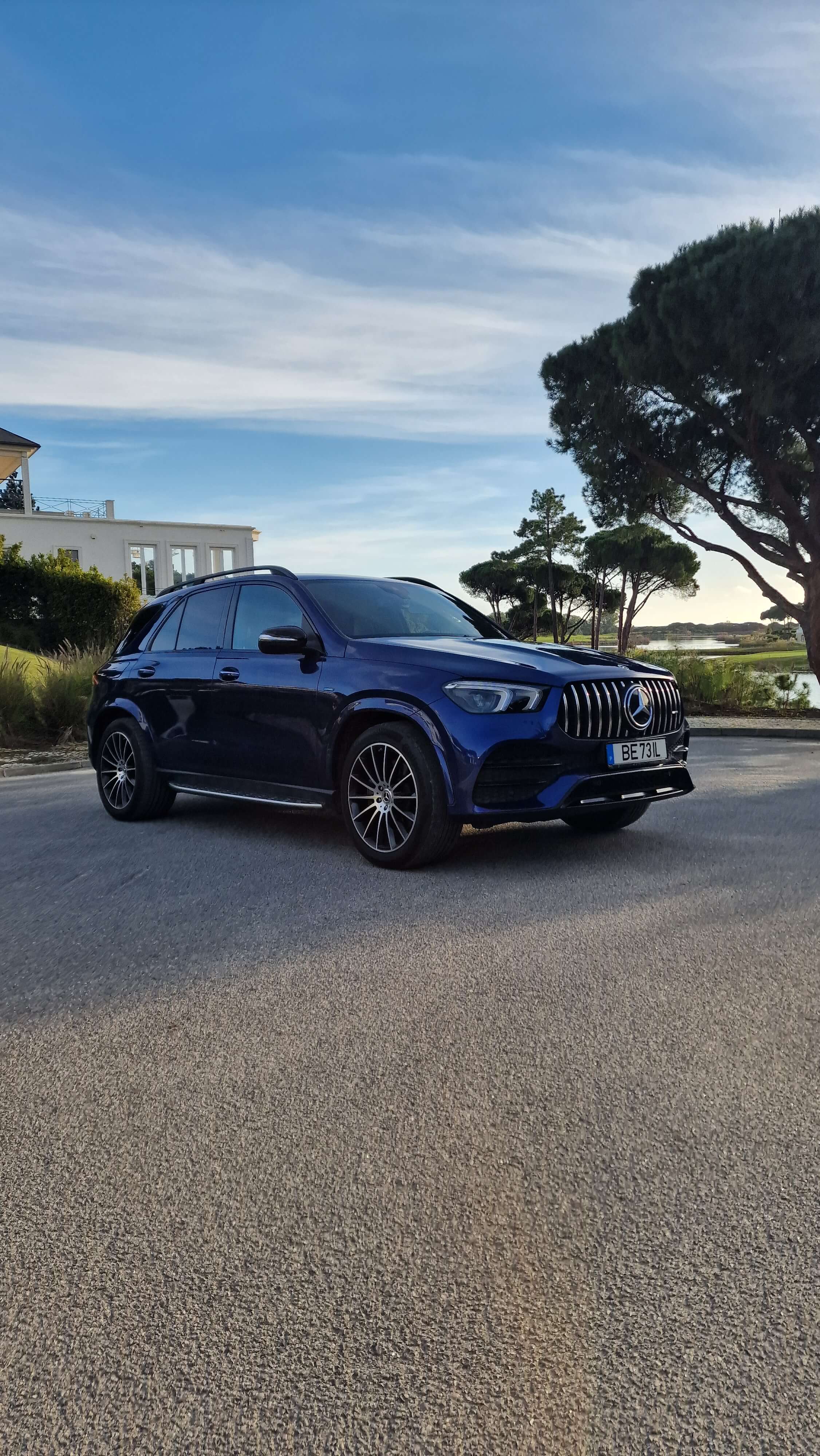 Mercedes GLE 350de front view - luxury car rental Algarve Lisbon Portugal