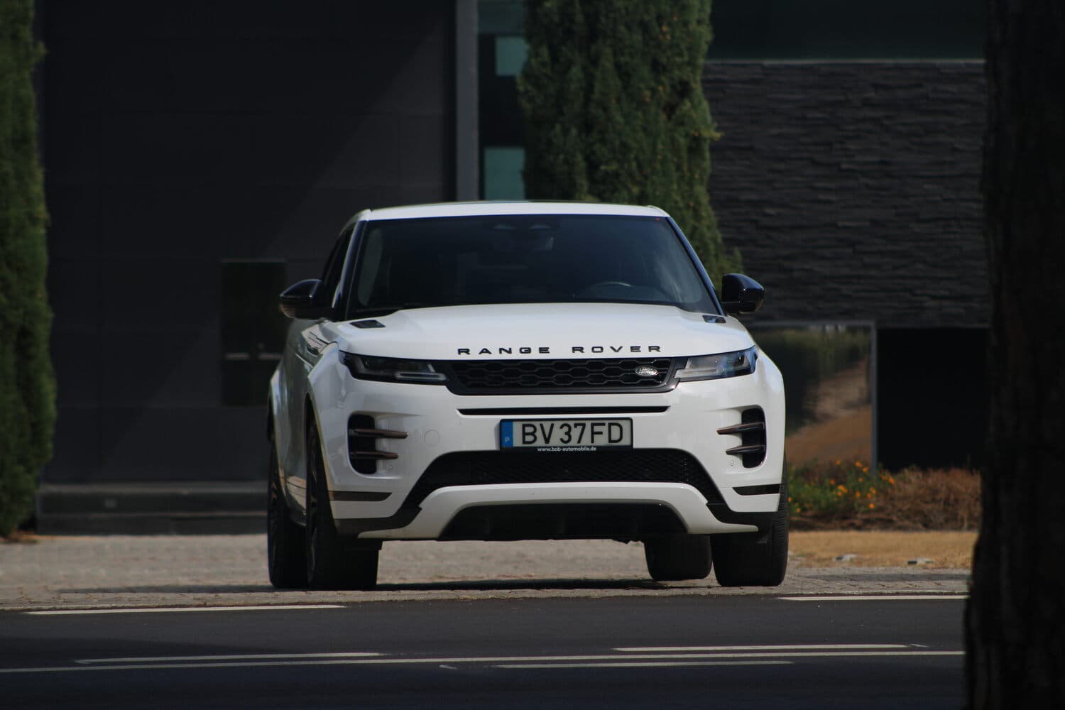 Range Rover Evoque Autobiography front view - luxury car rental Algarve Lisbon Portugal