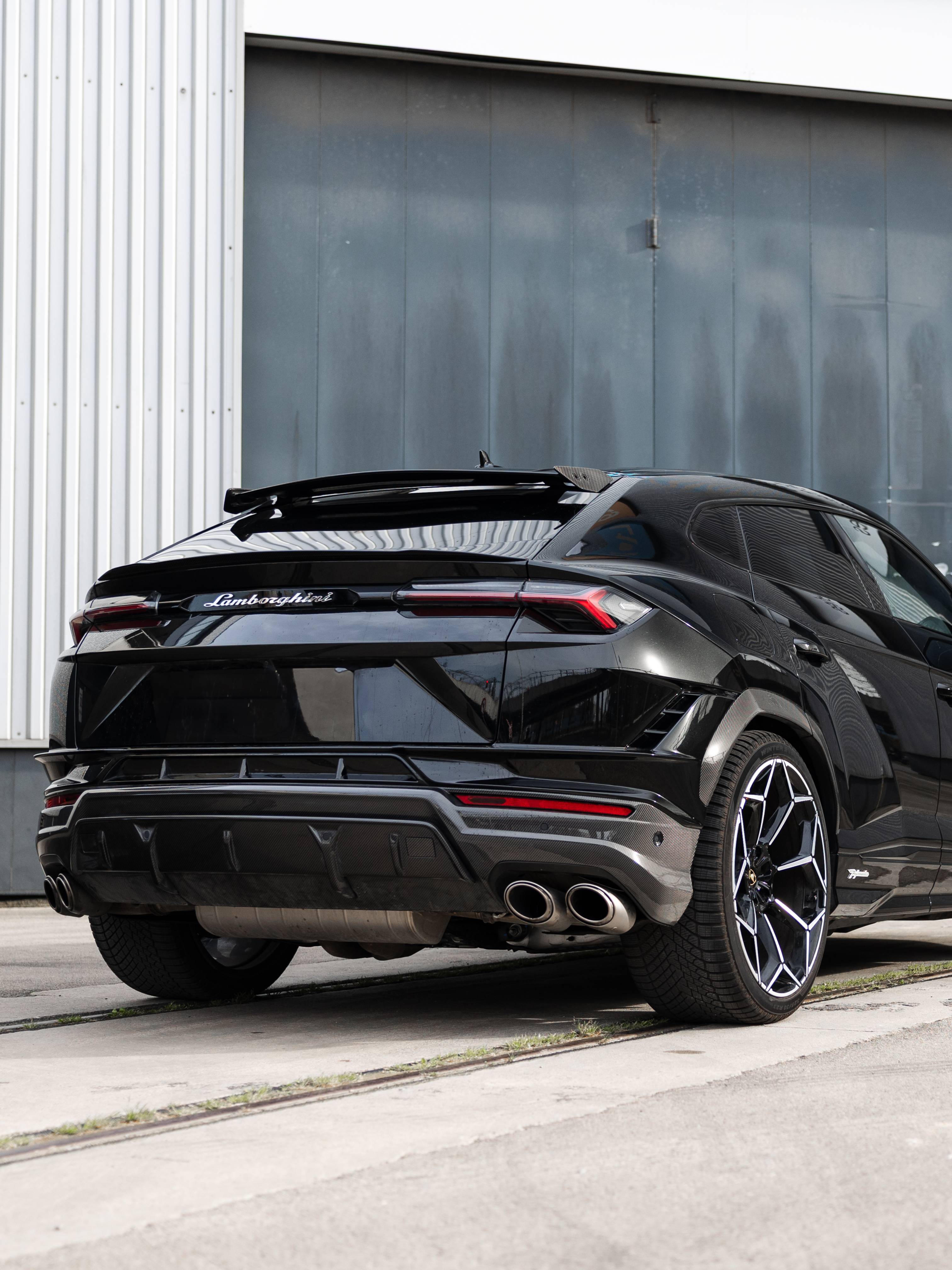 Lamborghini Urus Performante - View 4