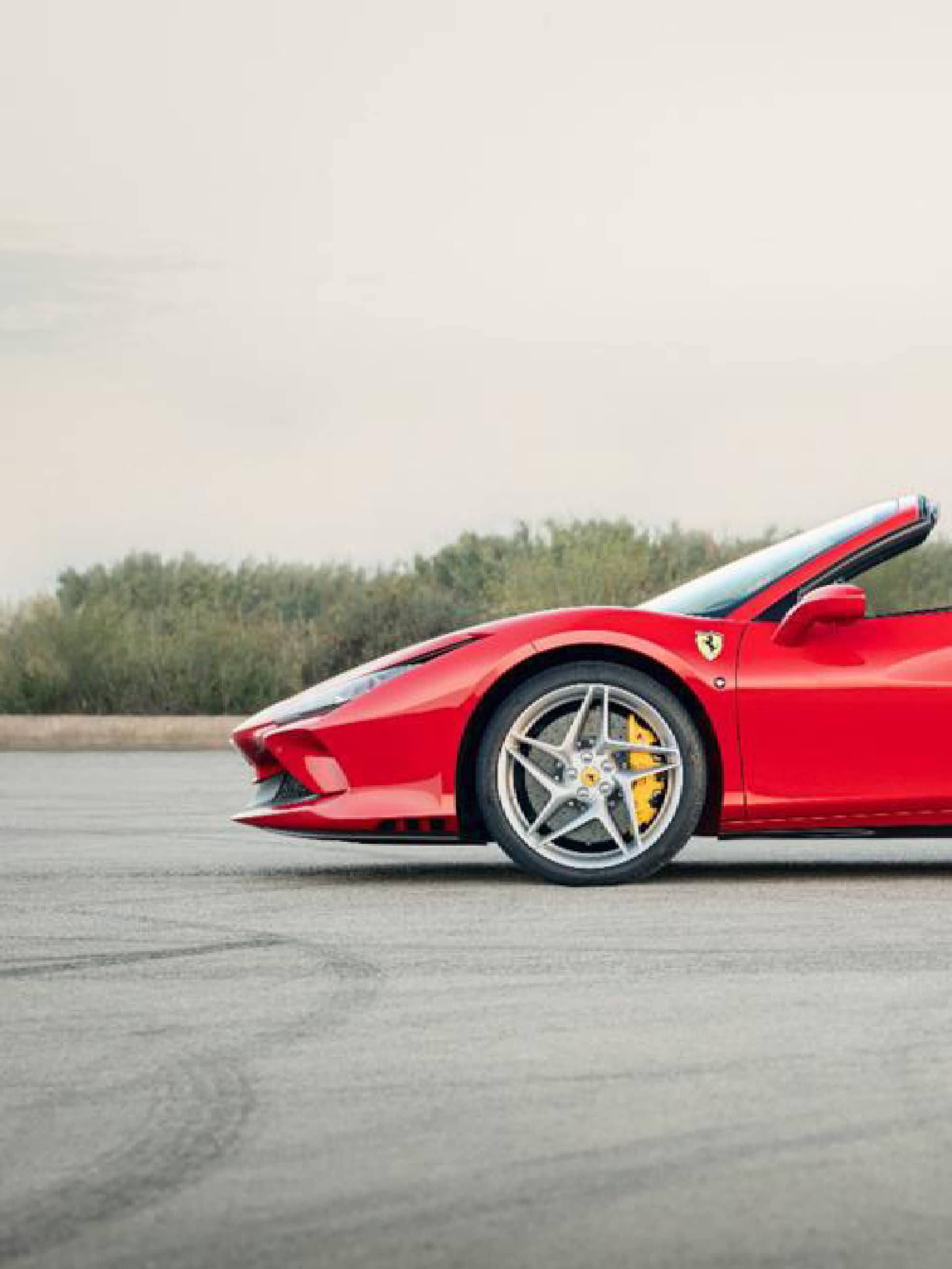 Ferrari F8 Spider - View 2