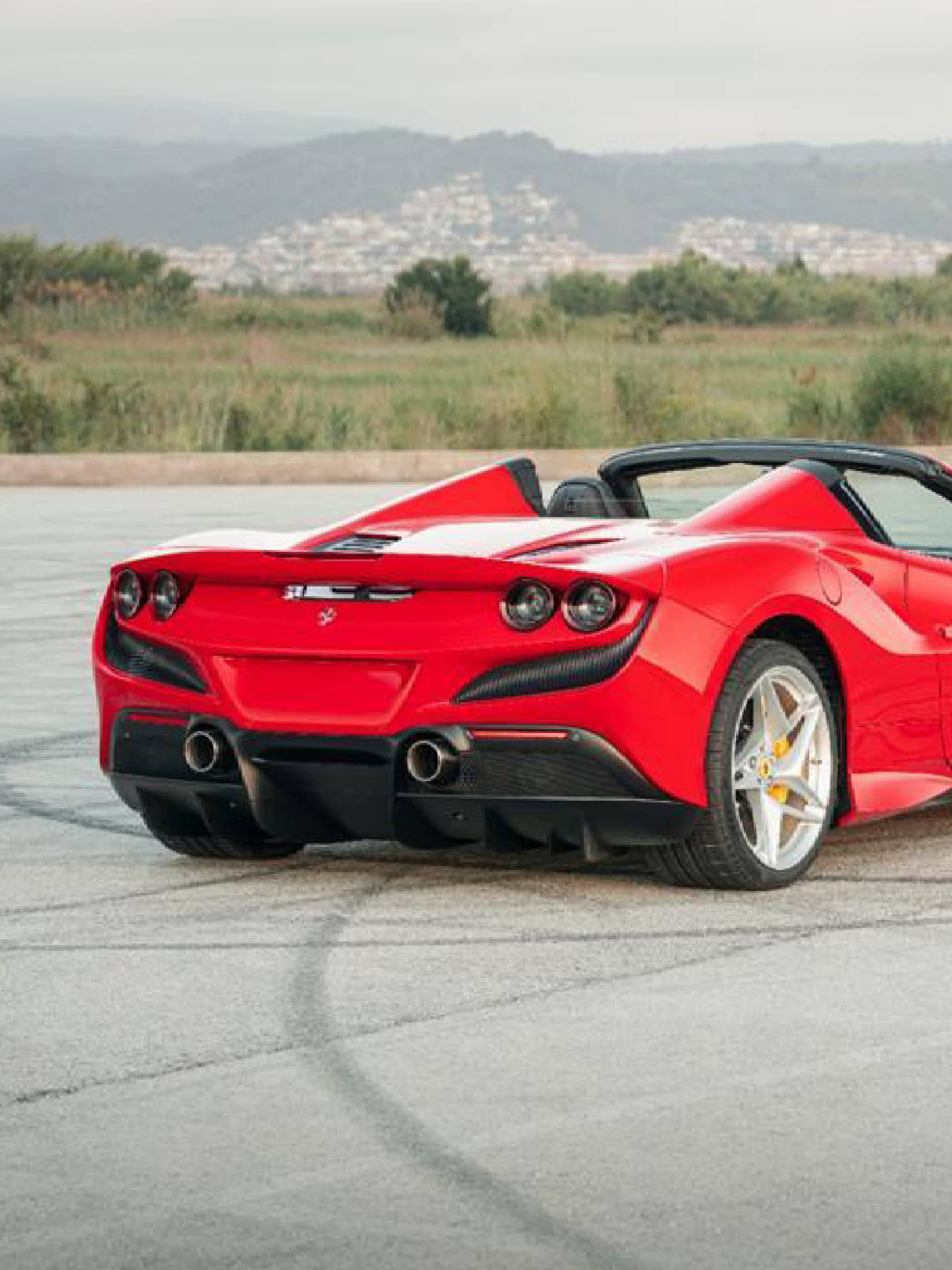 Ferrari F8 Spider - View 5