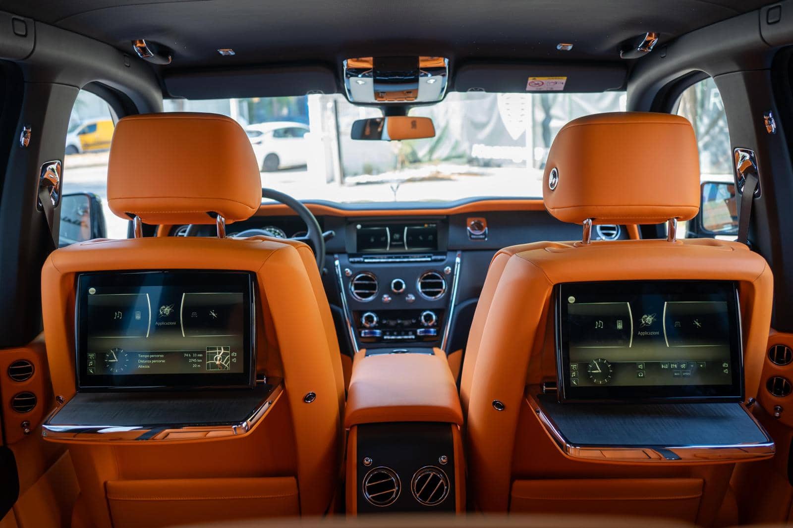 Rolls-Royce Cullinan - View 5