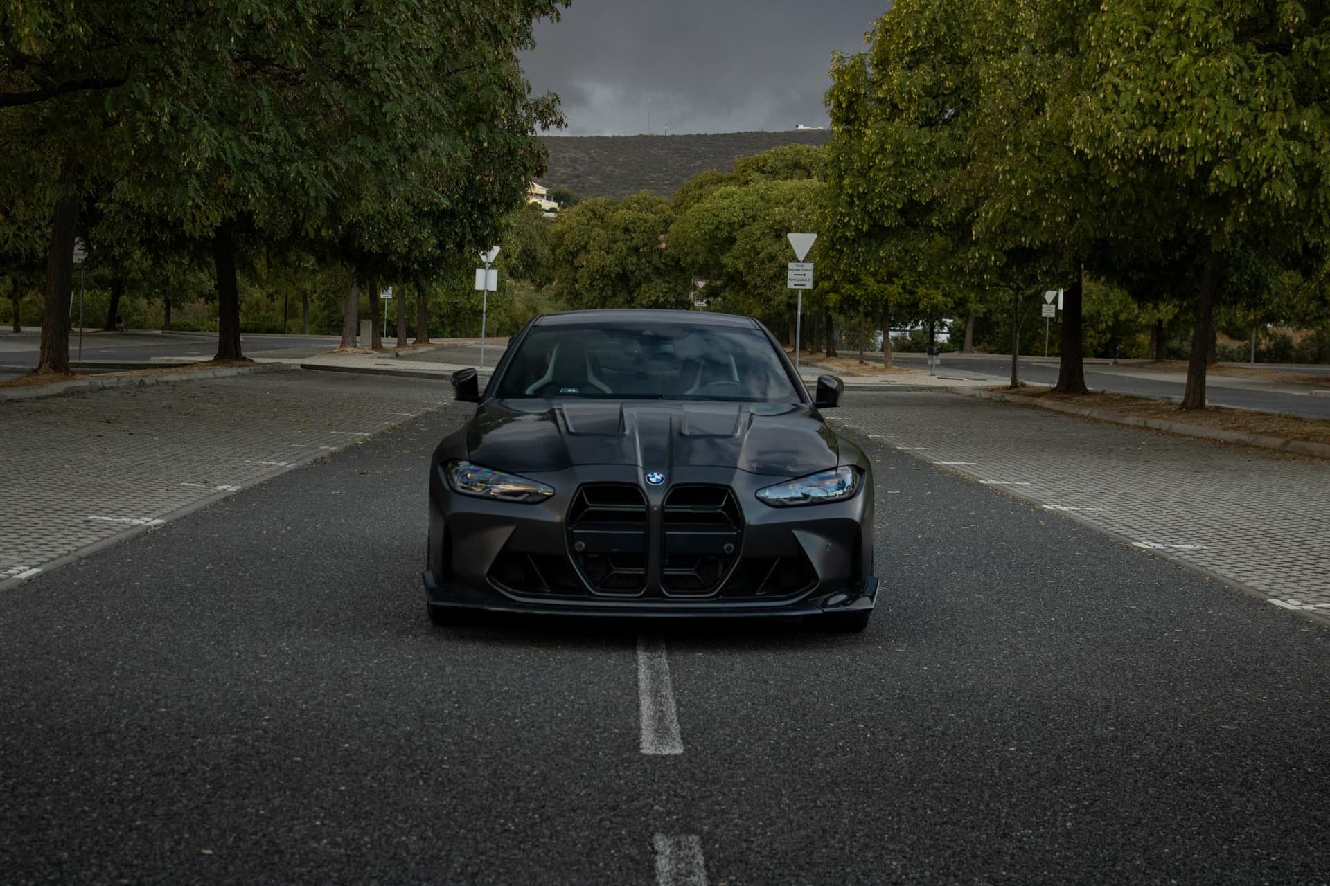 BMW M4 Competition front view - luxury car rental Algarve Lisbon Portugal