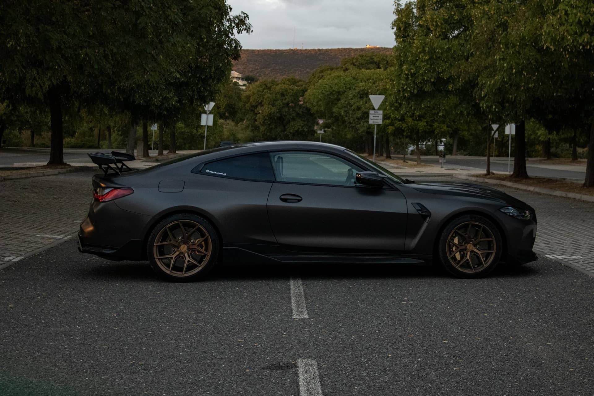 BMW M4 Competition rental Portugal - gallery image 8