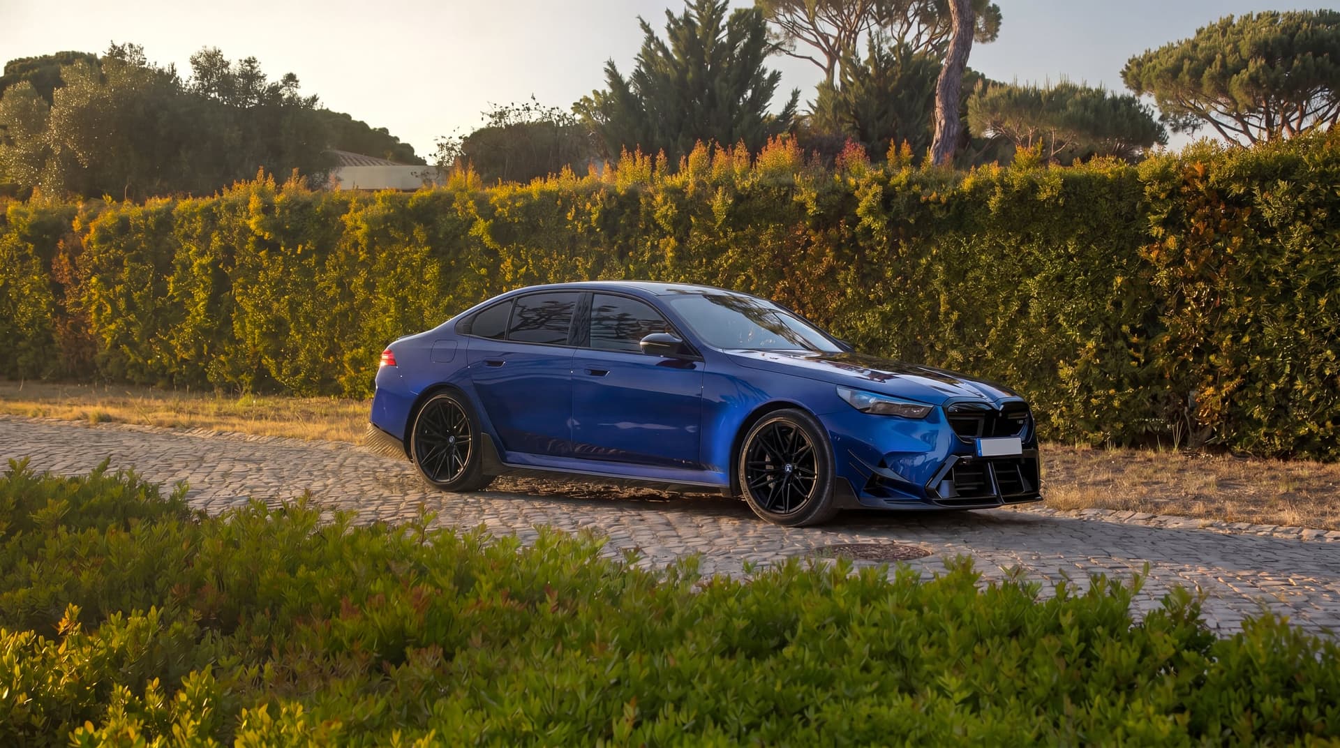 BMW M5 G90 - luxury car rental Algarve Lisbon Portugal
