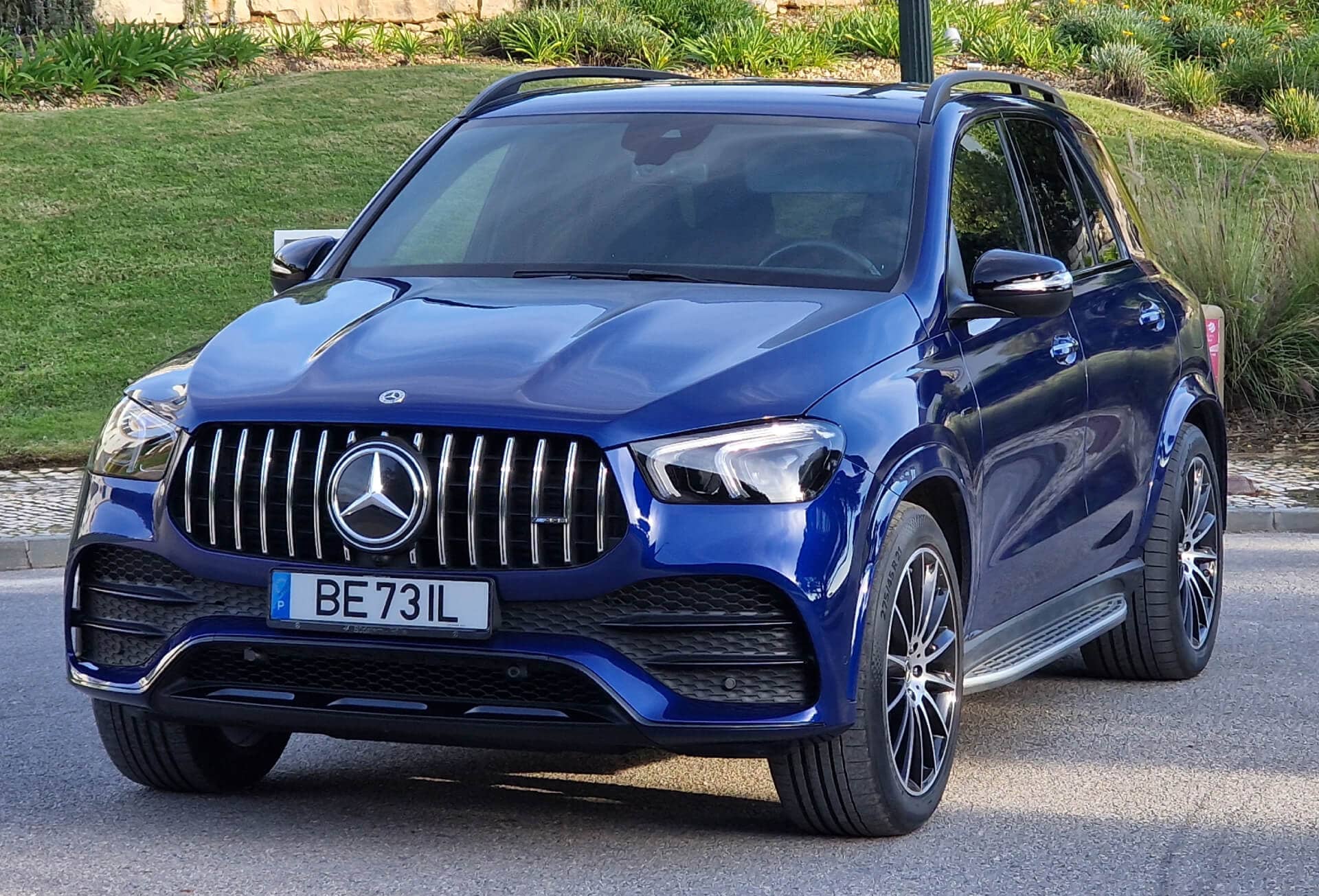 Mercedes GLE 350de rental Portugal - gallery image 2