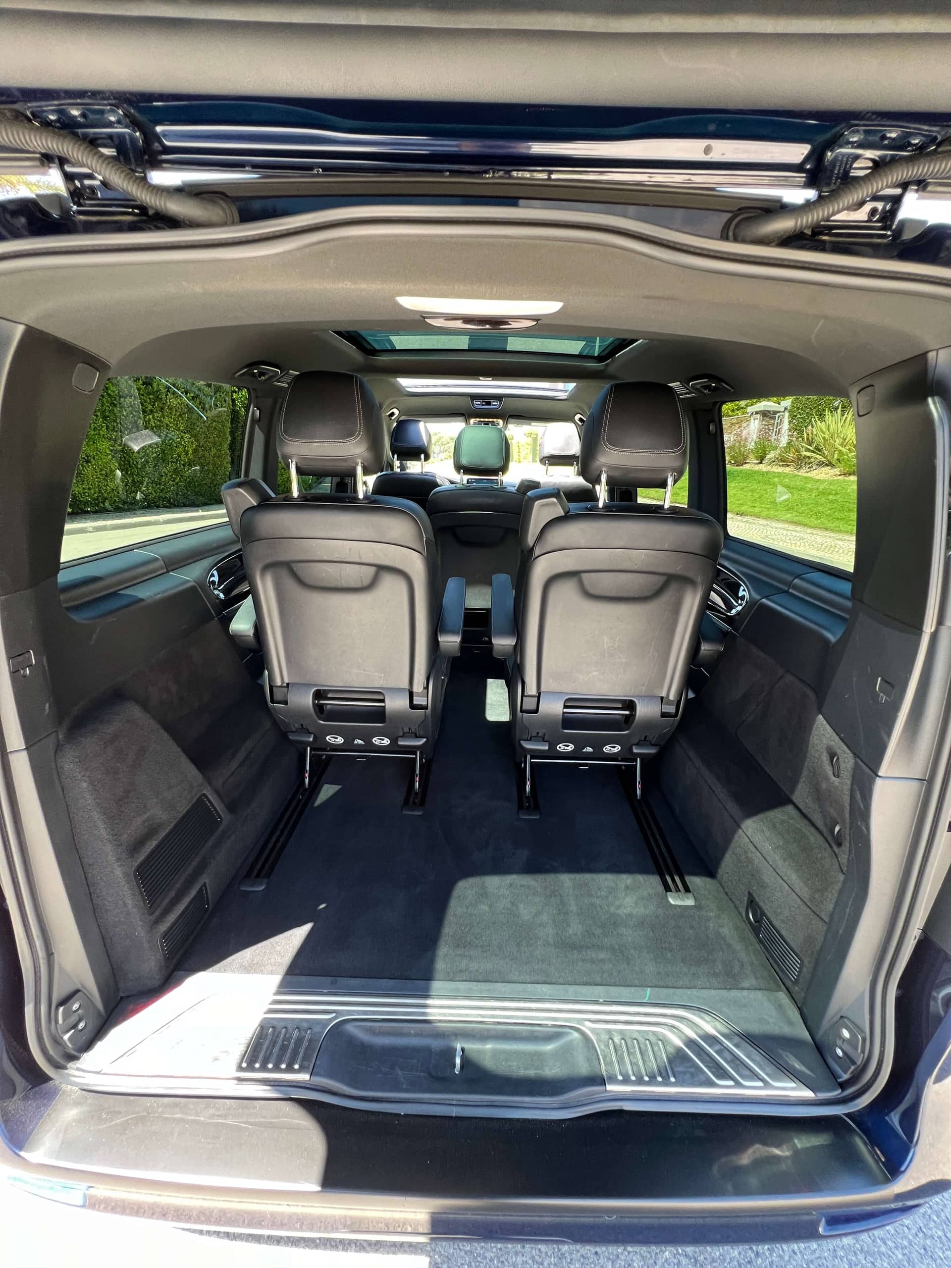 Mercedes V class rental Portugal - gallery image 4